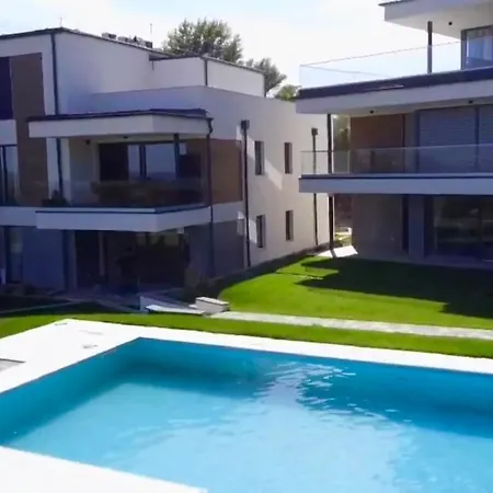 Διαμέρισμα Toparti Apartman